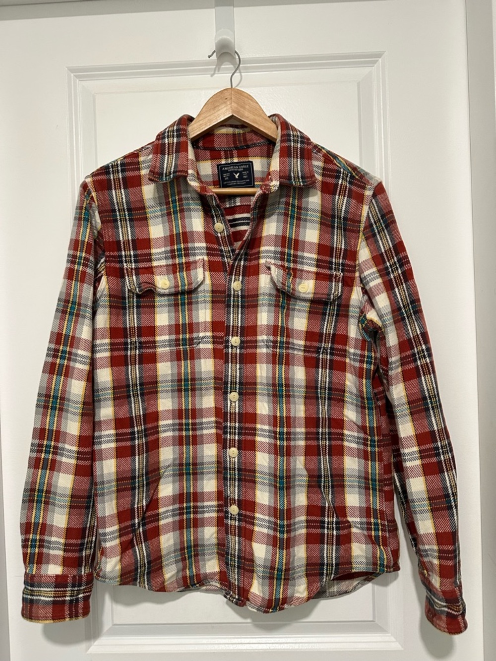 American Eagle Outfitters Red and Cream Plaid Flannel Cotton Button Down Shirt